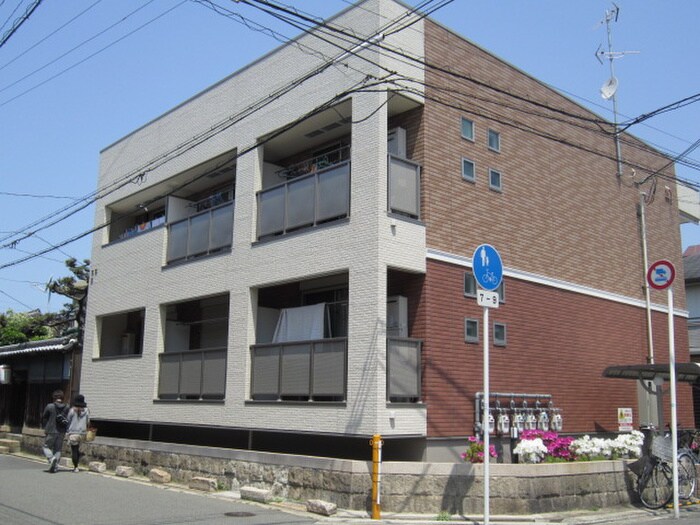 物件外観写真1　(外観写真)