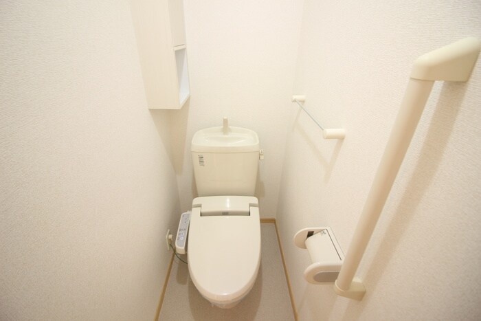 物件内観写真10　(トイレ)