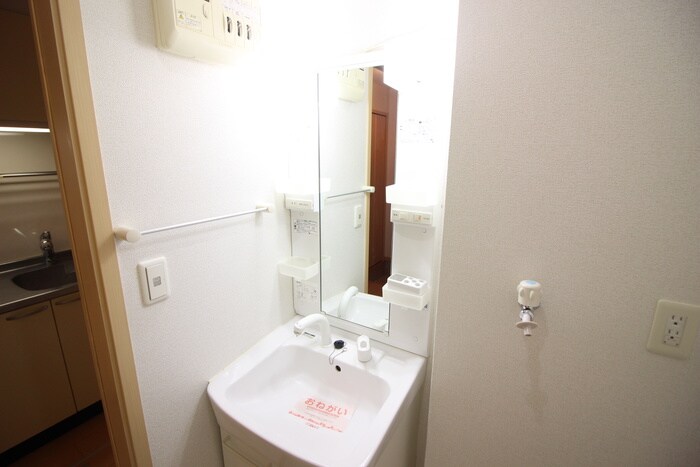 物件内観写真11　(洗面)