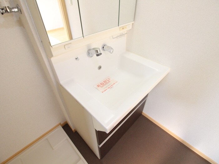 物件内観写真13　(洗面)