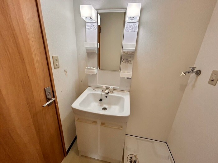 物件内観写真10　(洗面)