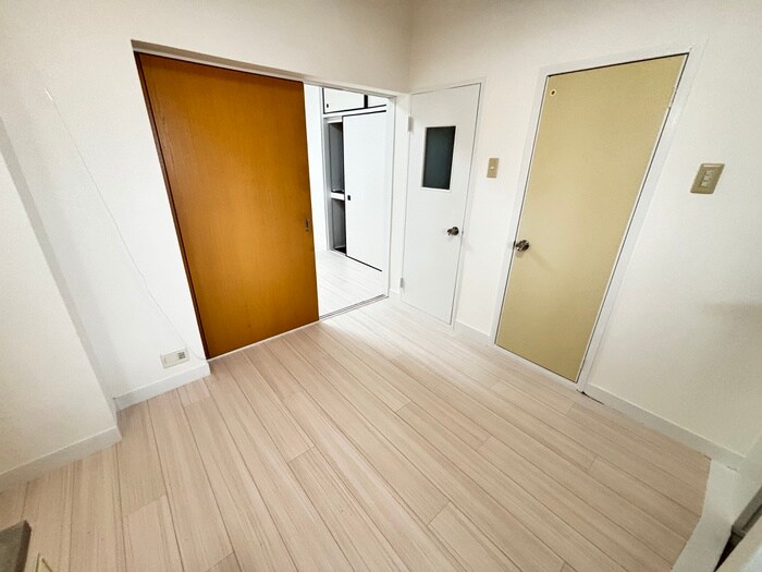 物件内観写真7　(居室)