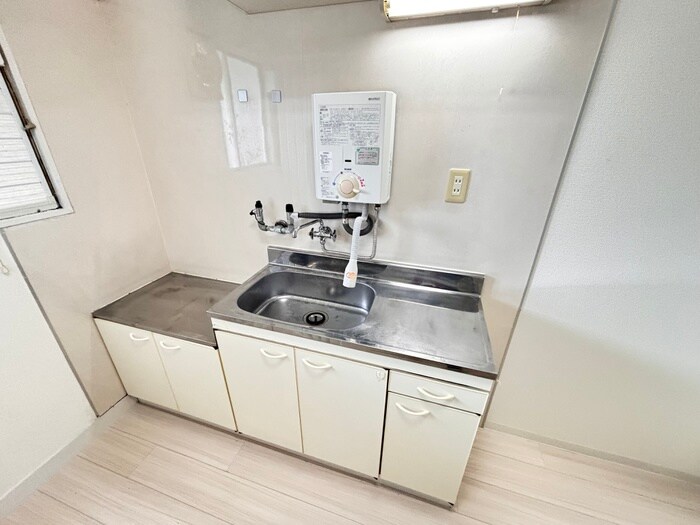 物件内観写真8　(キッチン)