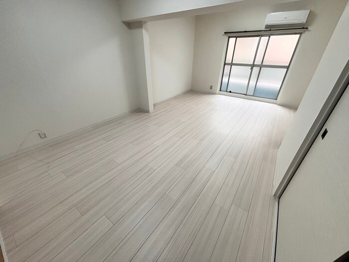 物件内観写真16　(居室)