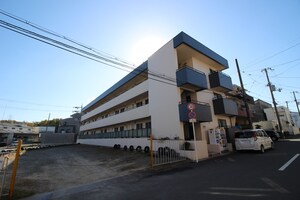 フロンティア長尾Ⅱ外観写真