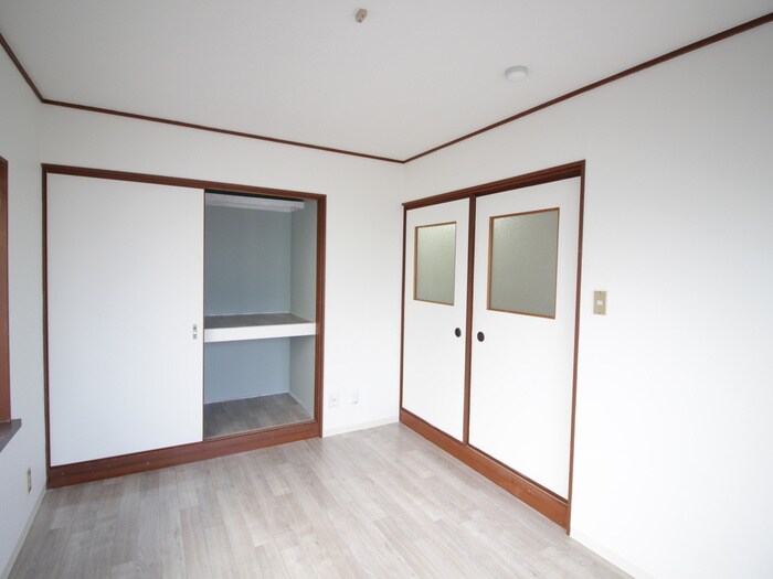 物件内観写真9　(居室)