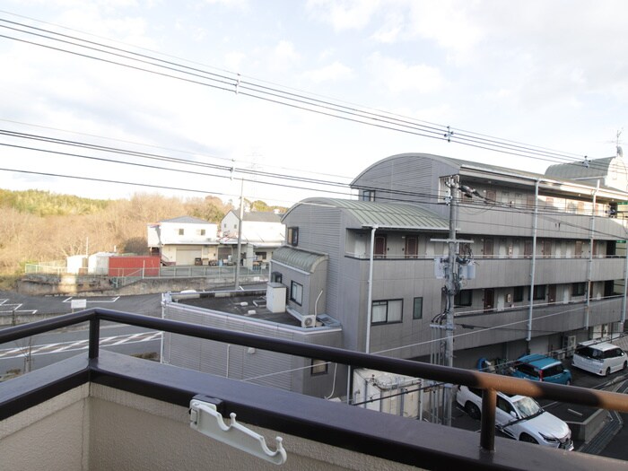 物件内観写真17　(室内からの展望)