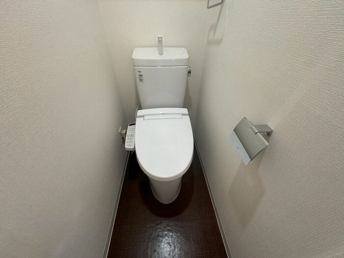 物件内観写真11　(トイレ)