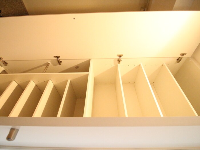 物件内観写真11　(靴箱)