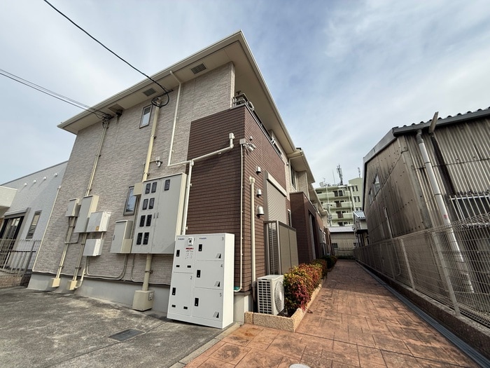 物件外観写真1　(外観写真)