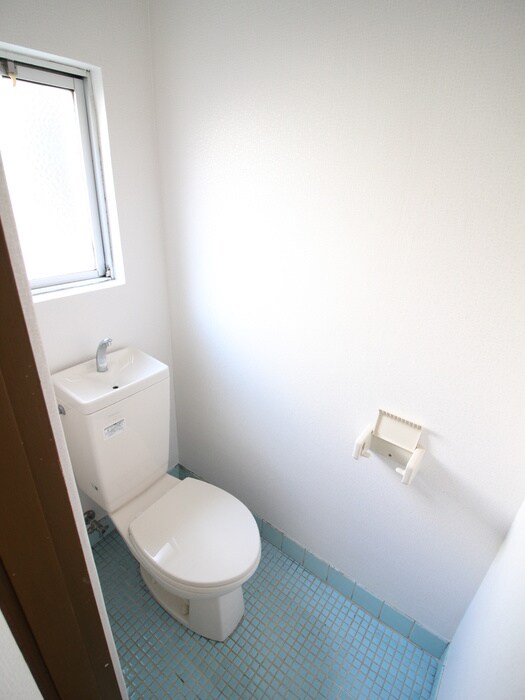 物件内観写真10　(トイレ)