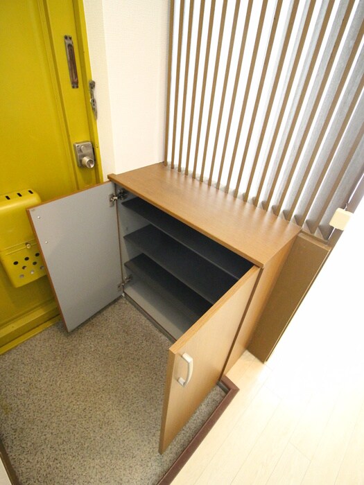 物件内観写真14　(靴箱)