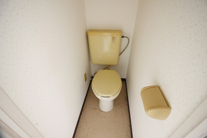 物件内観写真9　(トイレ)