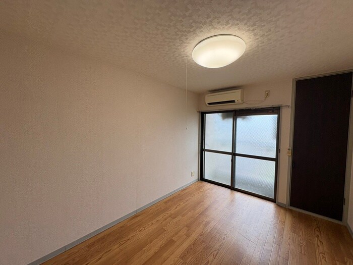 物件内観写真10　(内観写真)