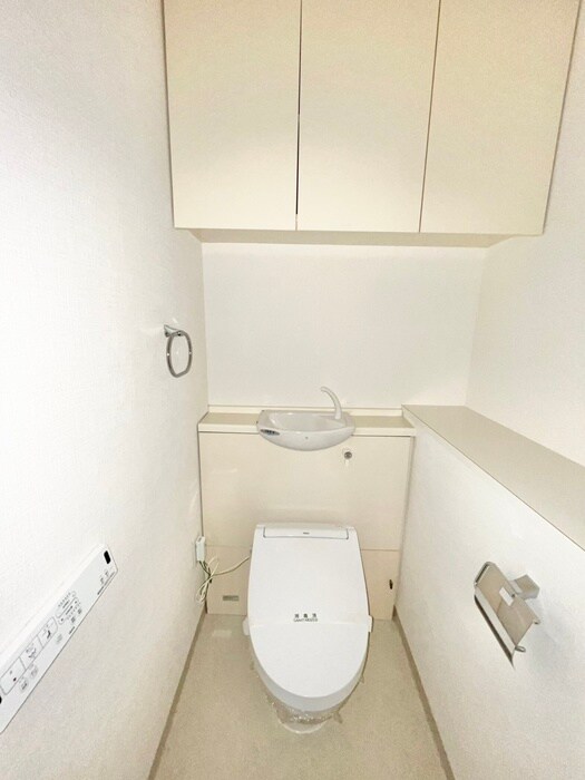 物件内観写真11　(トイレ)