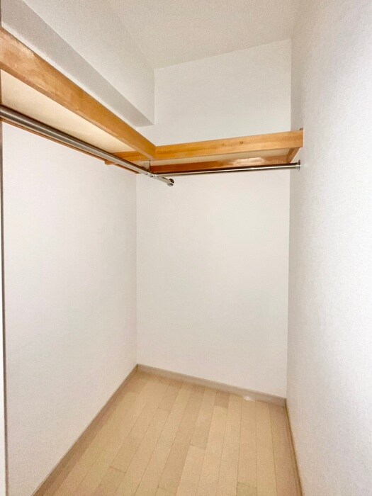 物件内観写真12　(収納)