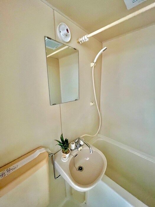 物件内観写真13　(洗面)