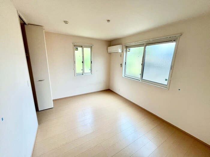 物件内観写真19　(居室)