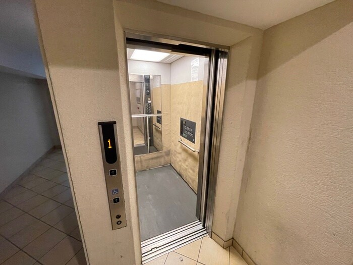 物件外観写真3　(建物設備)