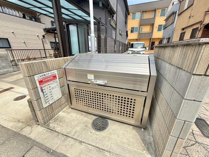 物件外観写真4　(建物設備)