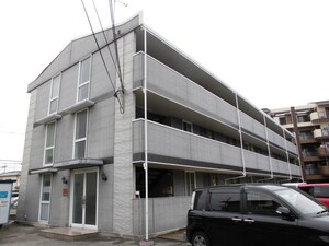 レオパレスアーバンハイツ外観写真