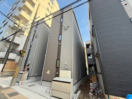 PREMIUM　COURT　山科椥辻外観写真