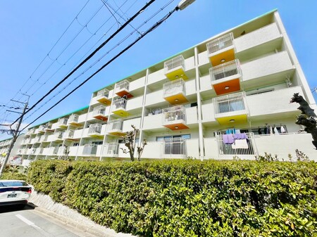 ｲﾄｰﾋﾟｱ高槻松が丘A棟（403）外観写真