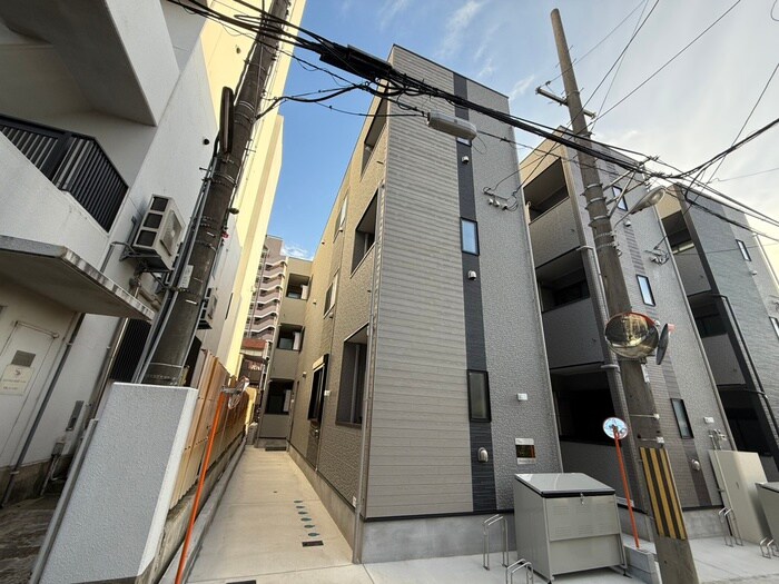 物件外観写真1　(外観写真)