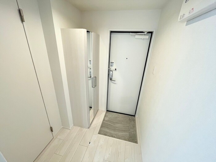 物件内観写真19　(玄関)