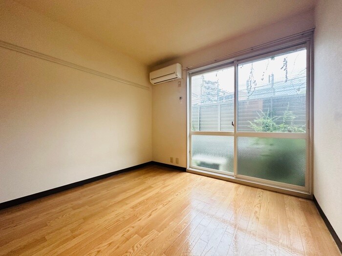 物件内観写真17　(居室)