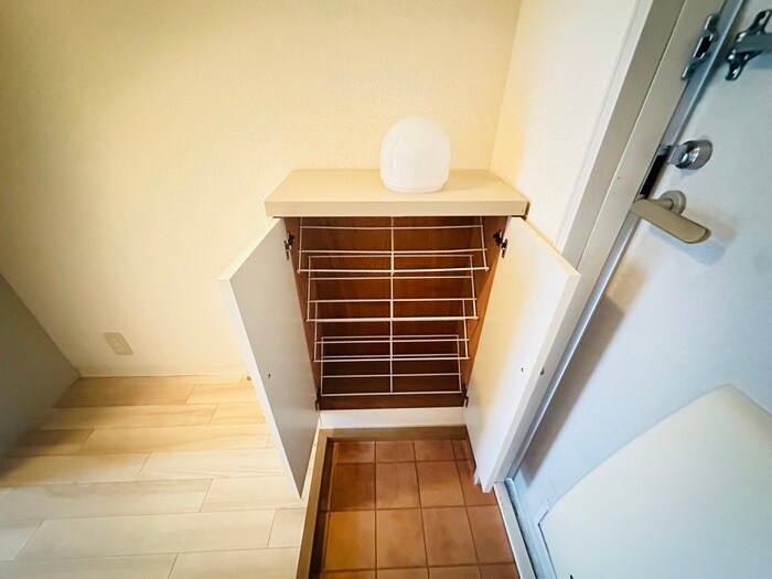 物件内観写真18　(靴箱)