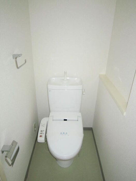 物件内観写真8　(トイレ)