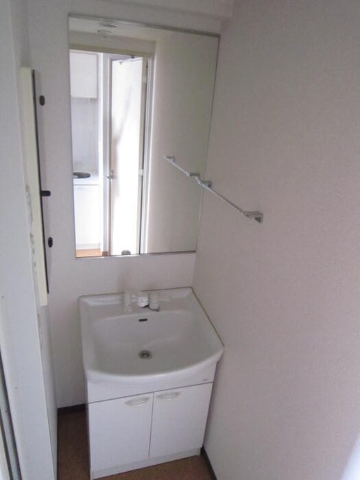 物件内観写真9　(洗面)