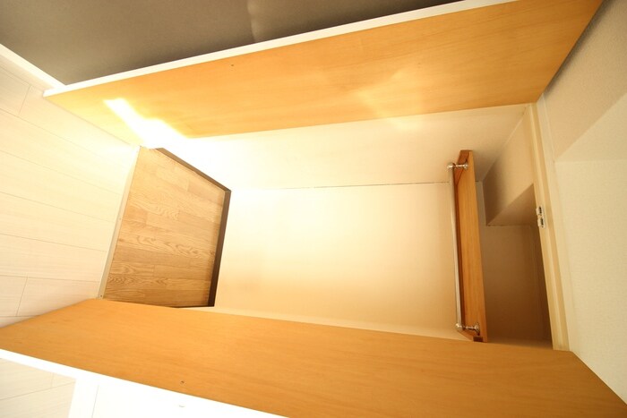 物件内観写真12　(収納)