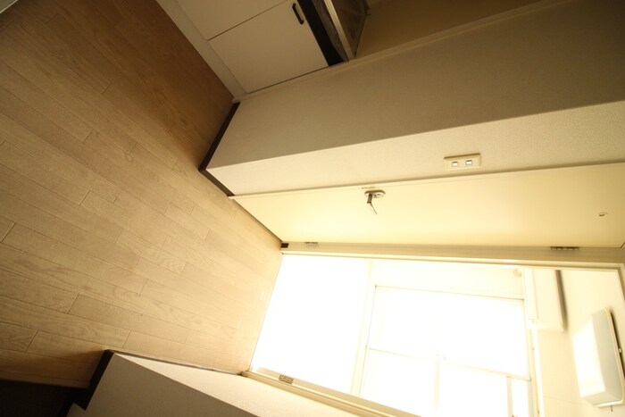 物件内観写真16　(廊下)