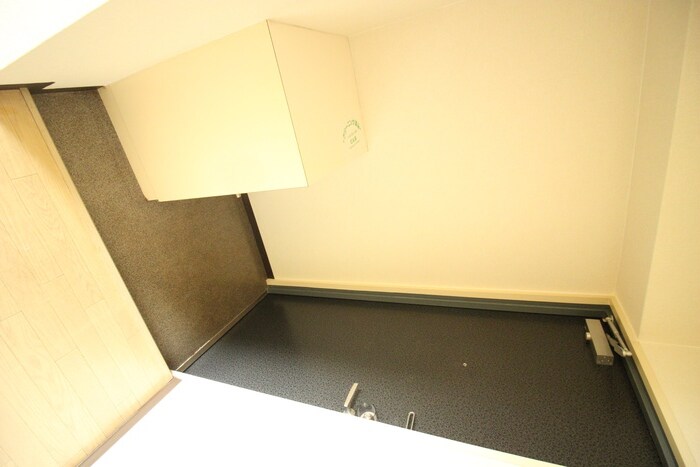 物件内観写真17　(玄関)