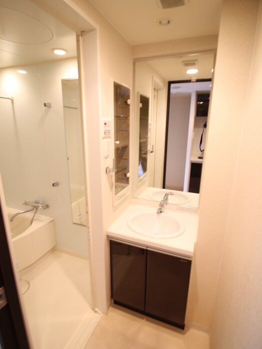 物件内観写真8　(洗面)