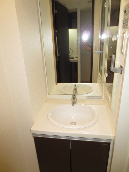 物件内観写真11　(洗面)