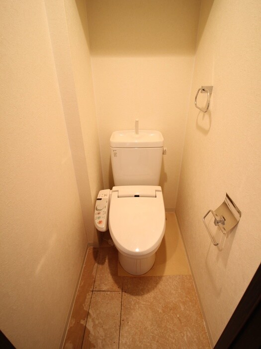 物件内観写真11　(トイレ)