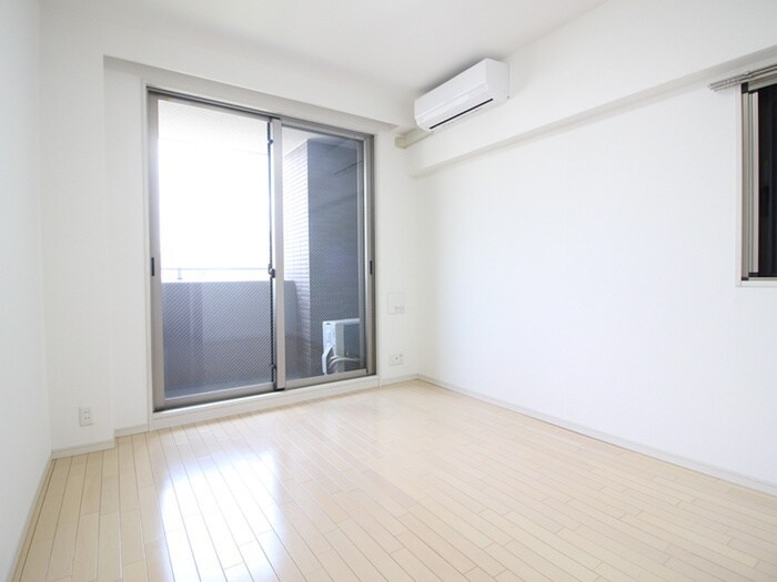 物件内観写真12　(居室)