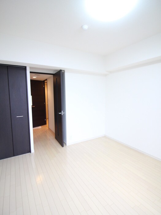 物件内観写真15　(居室)