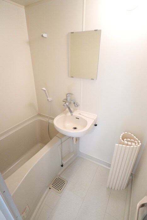 物件内観写真12　(バス／シャワールーム等)