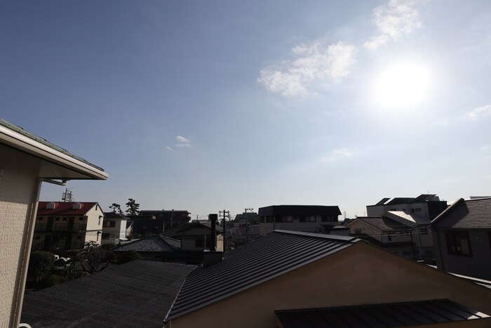 物件内観写真18　(室内からの展望)