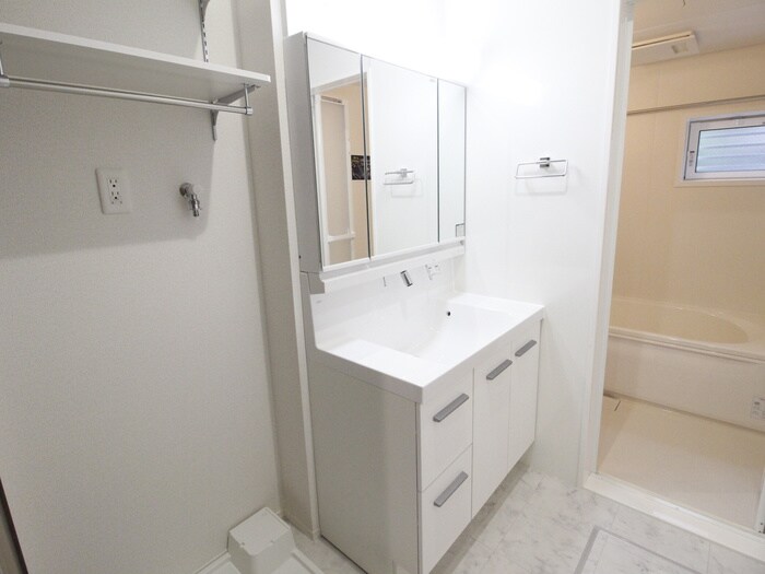 物件内観写真13　(洗面)