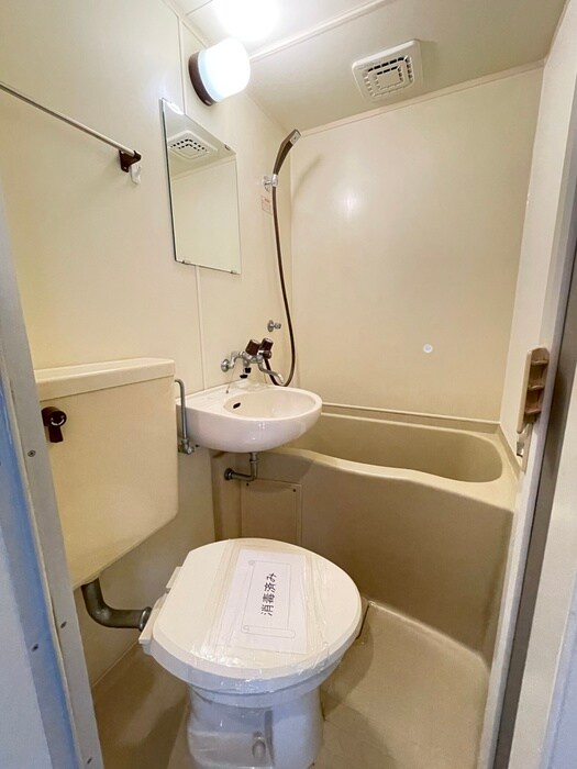 物件内観写真10　(トイレ)