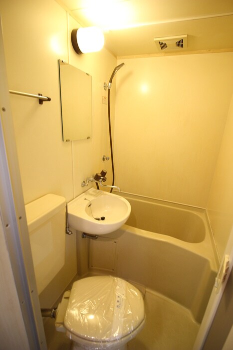 物件内観写真11　(バス／シャワールーム等)