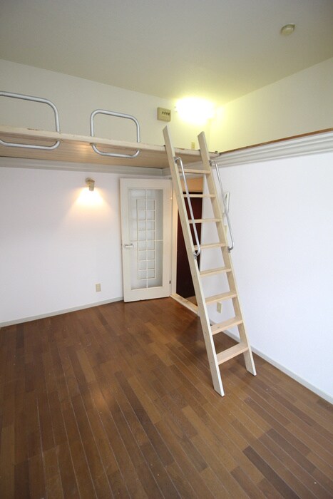 物件内観写真11　(居室)