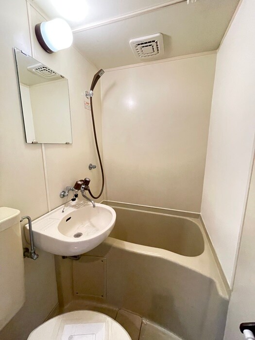 物件内観写真12　(バス／シャワールーム等)