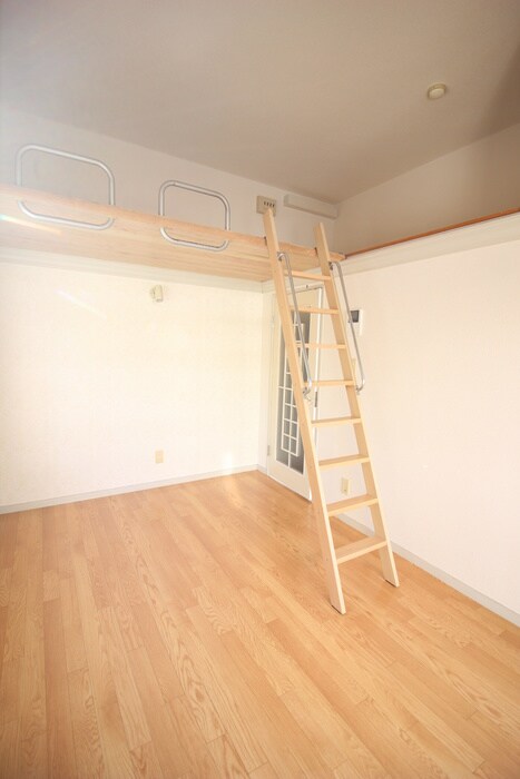 物件内観写真18　(居室)