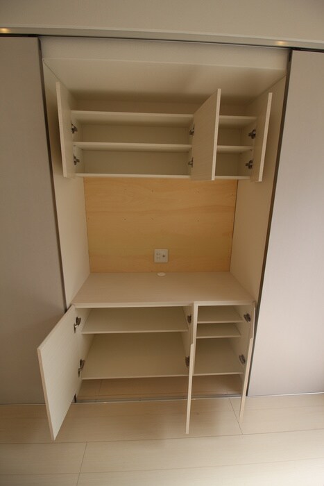 物件内観写真13　(収納)